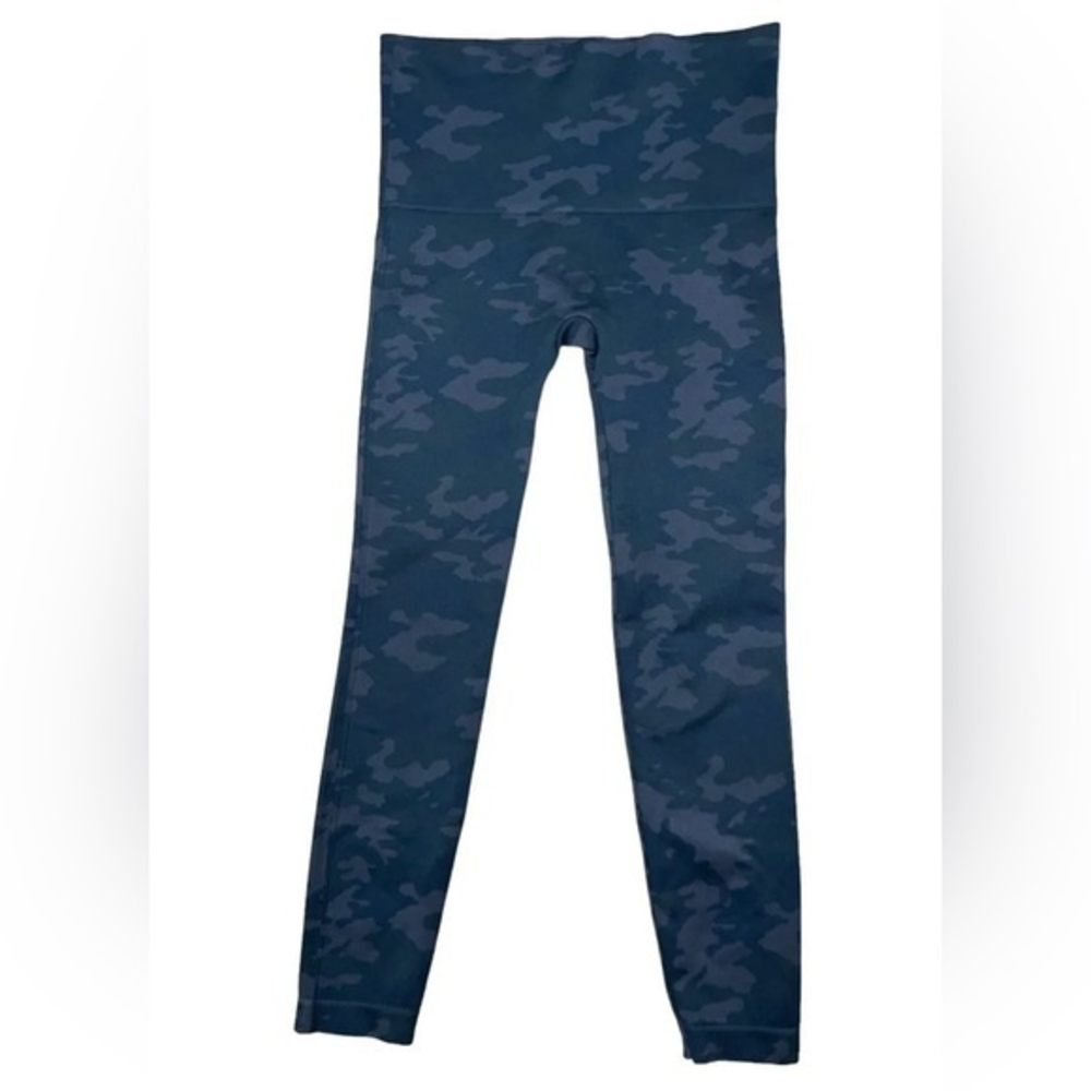 Spanx Womens Leggings Size Medium Black Camo Look At Me Now Seamless